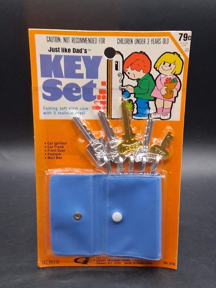 Vintage 1970's Gordy International Dime Store Play Key Set NRFP MOC NOS