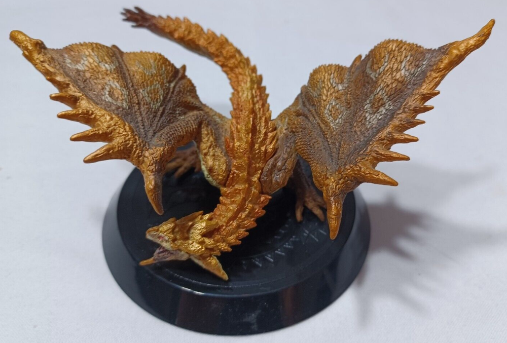 Monster Hunter Capcom Figure Builder Standard Model+ Vol. 6 Gold Rathian