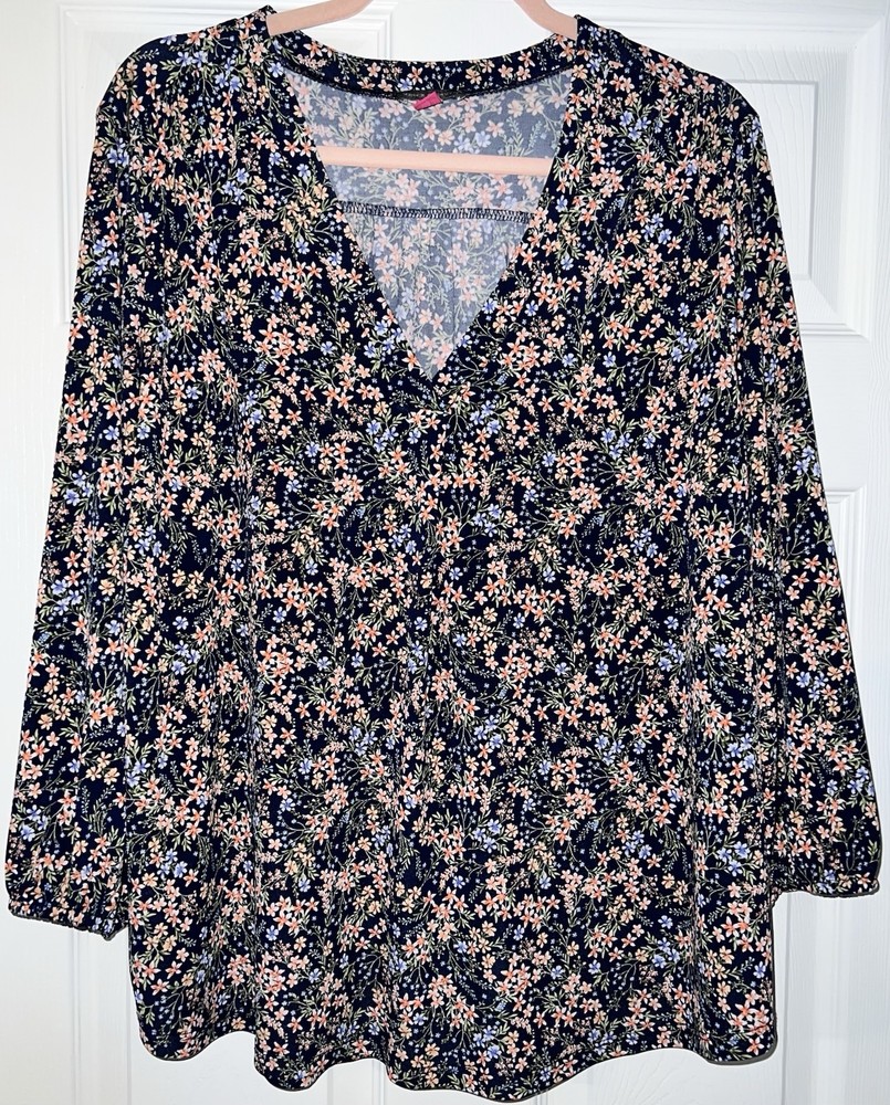 Vince Camuto Women's Navy Blue Floral Blouse Size Large 3/4 Sleeve VNeck Size XL