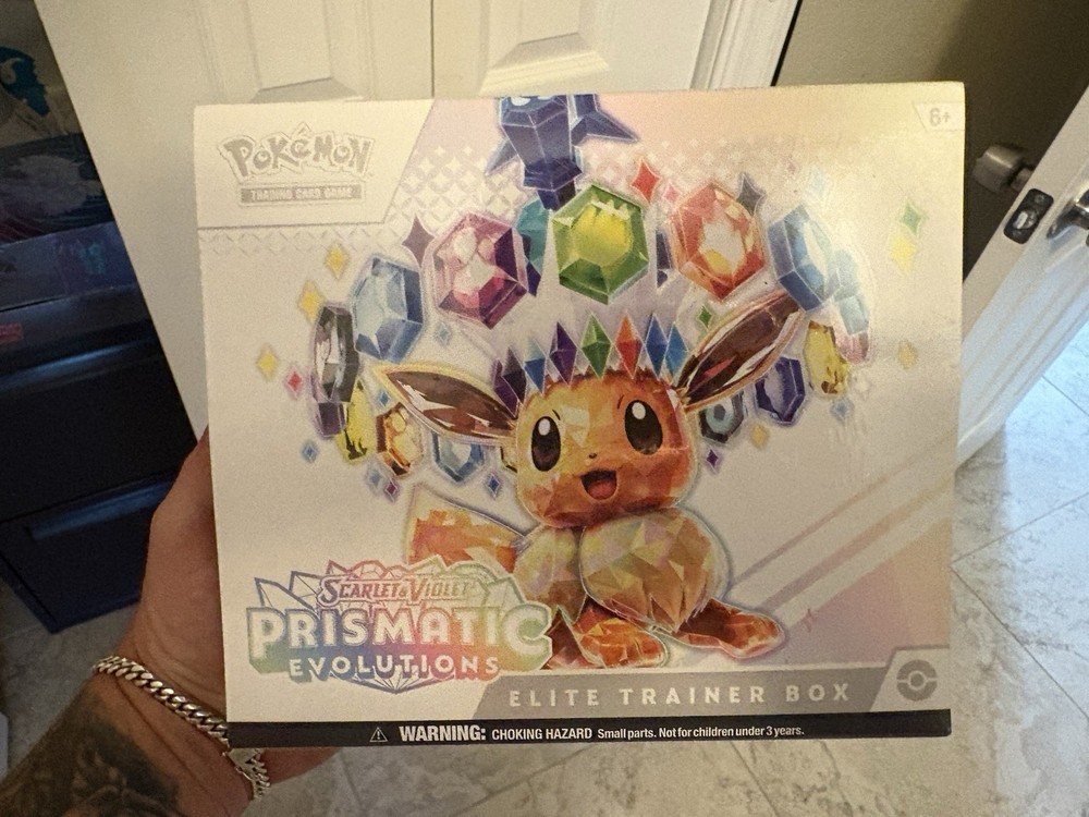 Pokémon TCG Prismatic Evolutions ETB Eevee Booster Promo
