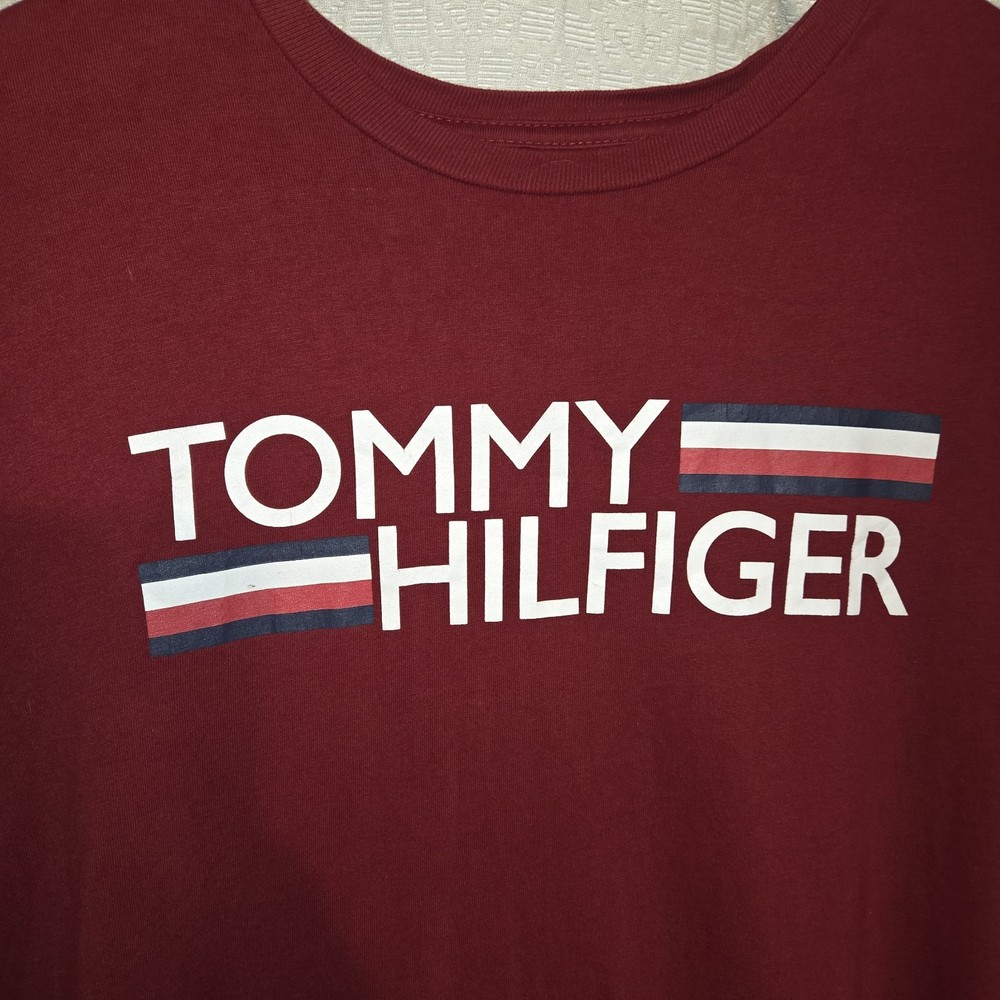 Tommy Hilfiger Men's Red Logo Crew Neck Short Sleeve Cotton T-Shirt Size M