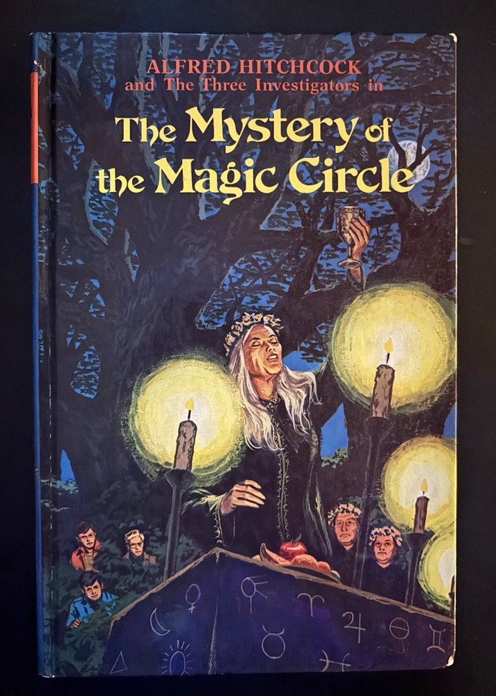 Mystery of the Magic Circle by Alfred Hitchcock and Mary V. Carey (1978,...