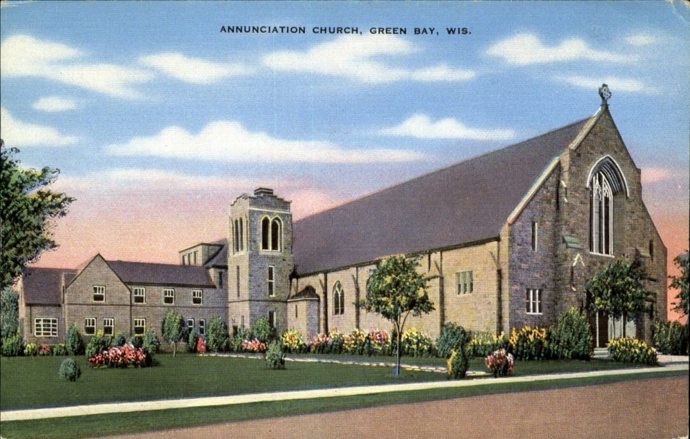 Annunciation Church ~ Green Bay WI Wisconsin ~ 1940s linen postcard