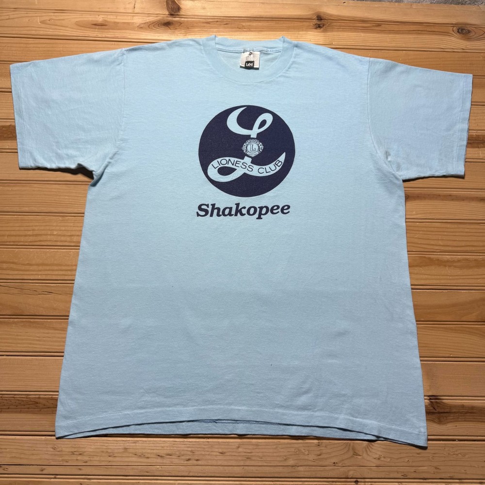 Vintage 90s Lee Lioness Club Shakopee Minnesota Graphic T-Shirt USA Made - XL