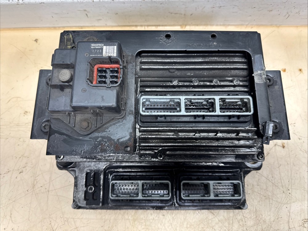 International DT466E  ECM for 2004-2006 Part # 1842443C94, 1845117C6, 1844375C2