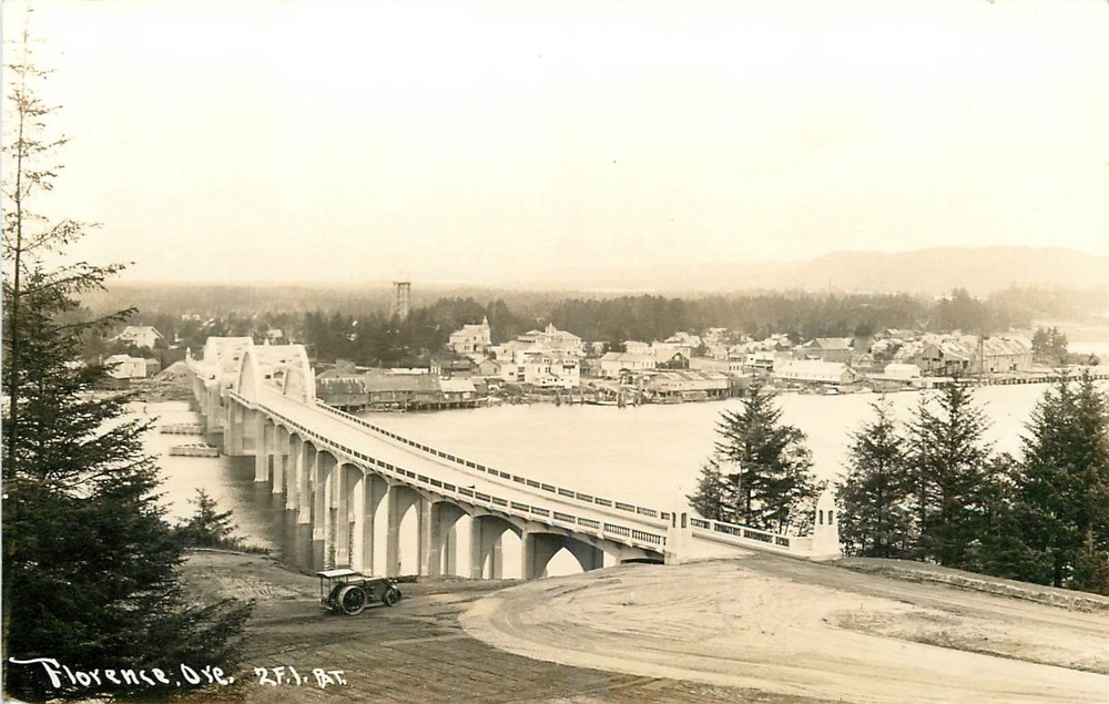 1930s Florence Oregon Bridge Auto Patterson 2F1 RPPC Postcard 25-8378