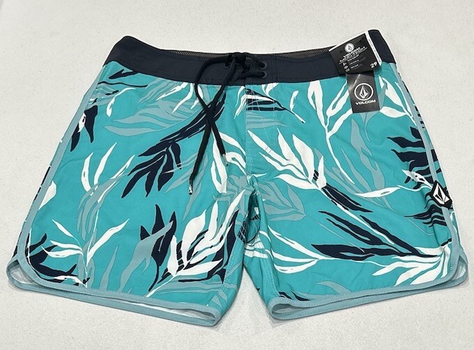 Volcom Men's Bleeding Leaf Mod 18