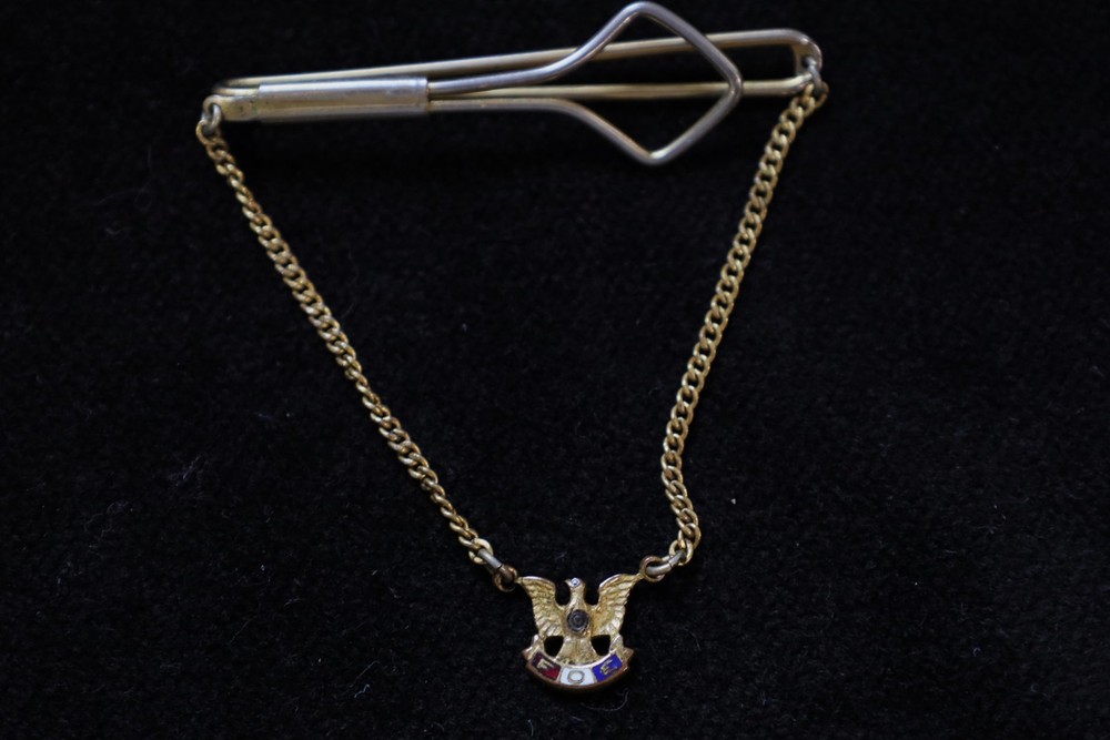 Vintage Tie chain FOE Fraternal Order of Eagles