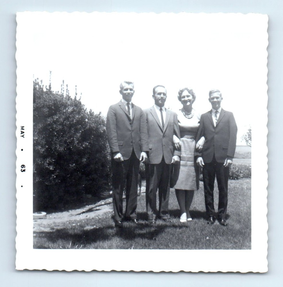 Old Vintage Square Photo MEN WOMAN STANDING OUTSIDE IN YARD 1963 SNAPSHOT