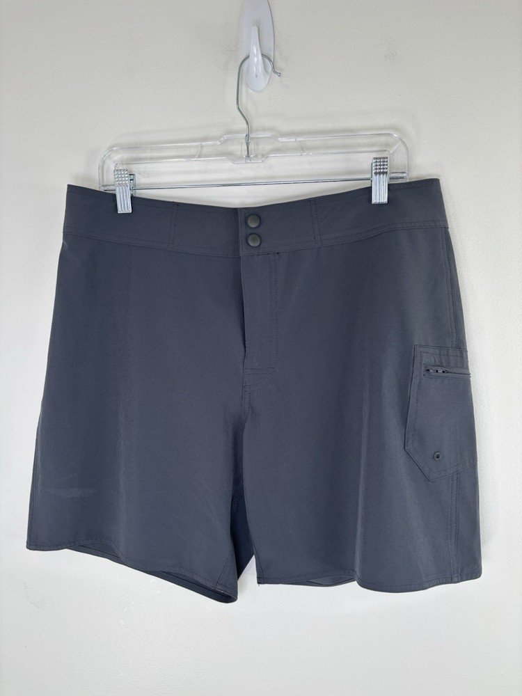 LL Bean Hiking Shorts Womens Size 12 Gray Nylon Outdoor Lightweight 34x7