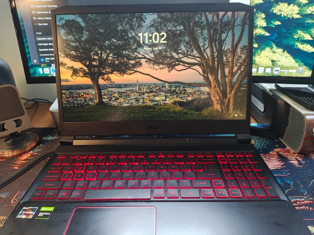 Acer Nitro 5 Gaming Laptop with Ryzen 5 4600H 32GB RAM 500GB SSD-image