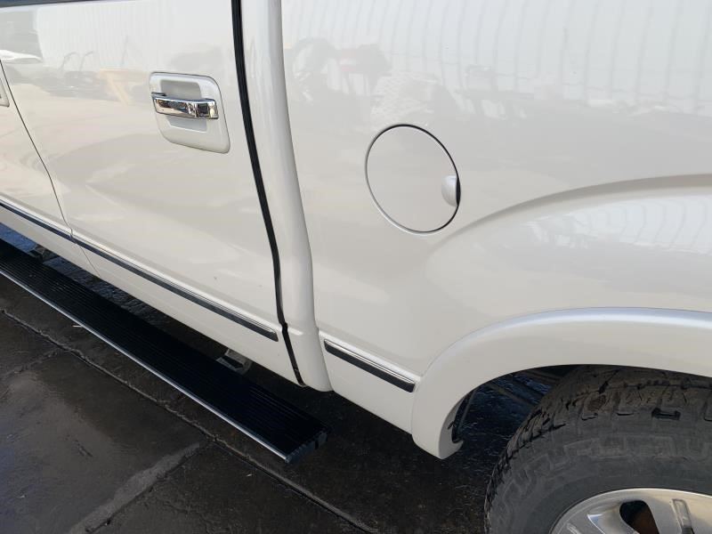 F150      2013 Fuel Filler Door 979796