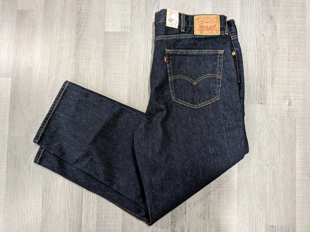 Levi's 550 Relaxed Fit Denim Blue Jeans Mens Size 31 X 32 - M6844