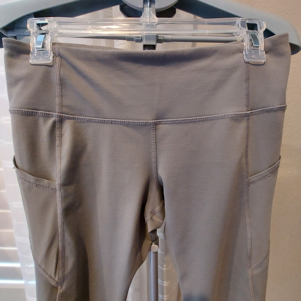 Old Navy Active Elevate Go Dry Leggings Yoga Pants Sz Medium Gray