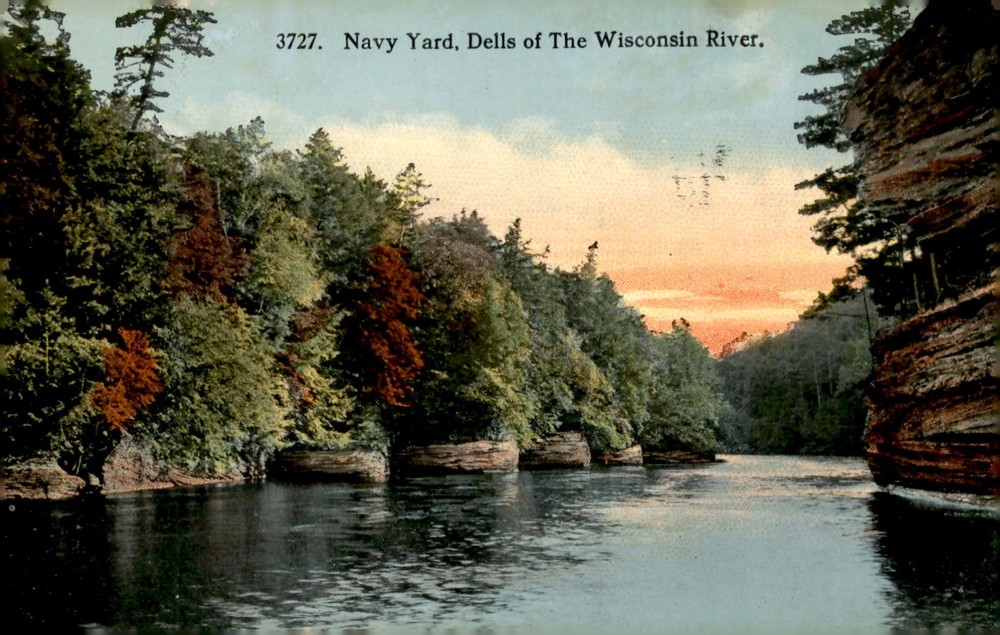 Navy Yard, Dells of The Wisconsin River Postcard
