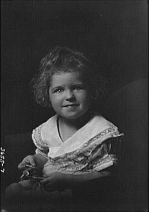 Photo:Emma Duden Ashton Portrait 1921 Child Girl Studio Photograph