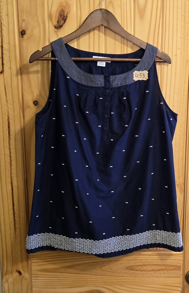 Liz Claiborne Women's Sleeveless Blouse SZ LG Blue White Embroidered Vacation