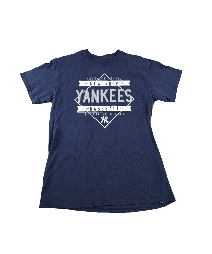 Vintage New York Yankees Navy T-Shirt Medium Classic Baseball Fan Apparel #378