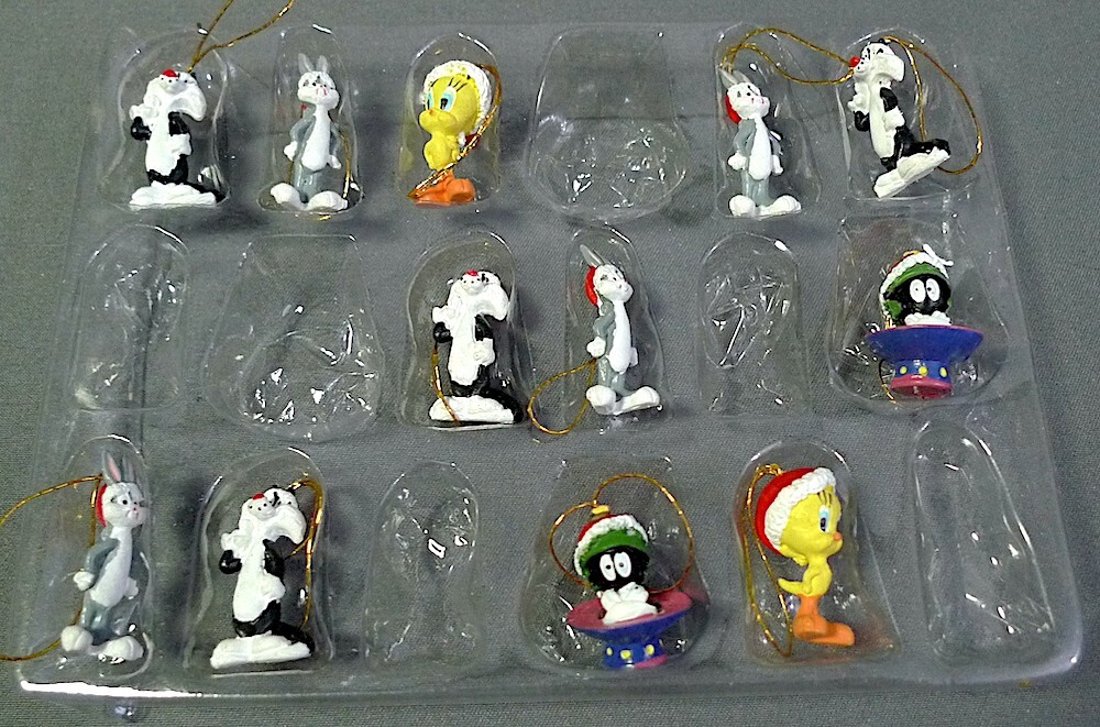 Vintage Looney Tunes Mini Holiday Ornaments (Incomplete)