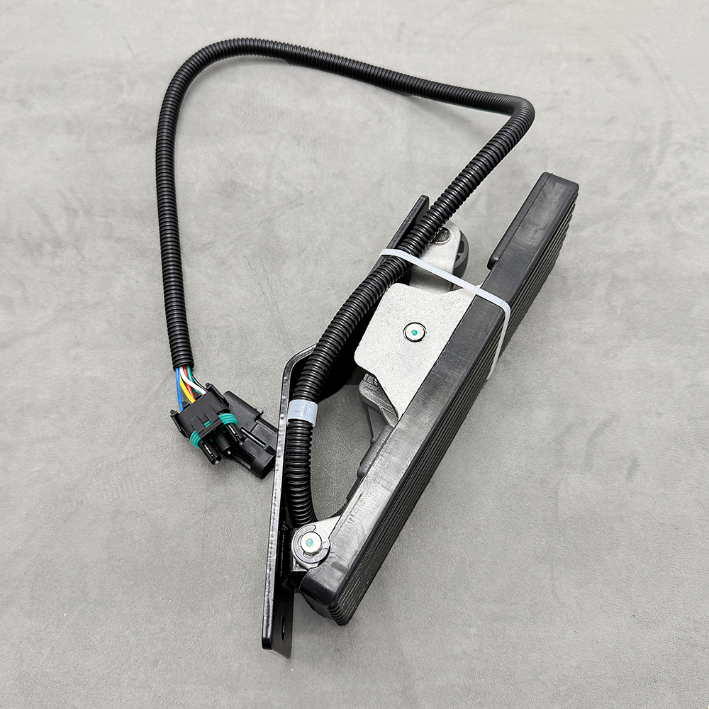 Williams WM-526 45° Electronic Accelerator Pedal 350827