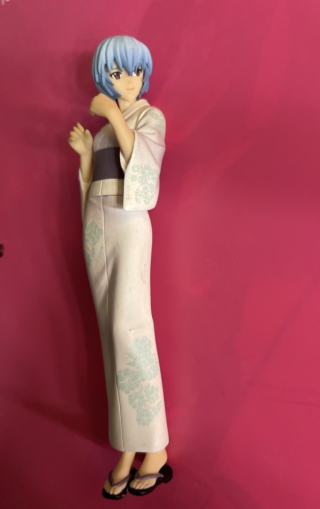 Rei Ayanami PVC Figure in White Kimono *NO FAN OR STAND*