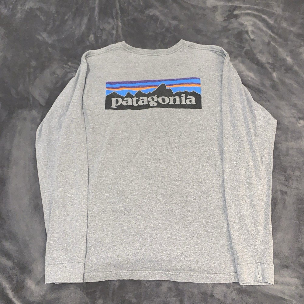 Patagonia Long Sleeve Shirt Mens XL Gray Spell Out Logo Graphic Casual Outdoor