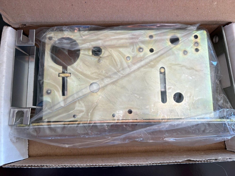 Accurate Lock 2002Q5 2.5 Inch Satin Nickel Pocket Door Lock with Pulls US15-image