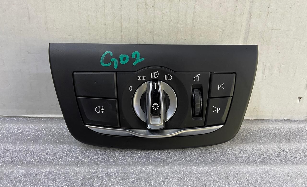 OEM BMW X3 G01 G02 HEADLIGHT SWITCH CONTROL UNIT 9472965