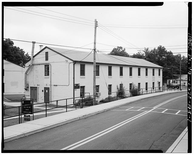 1. BUILDING 506. VIEW SOUTHEAST. - Arlington Hall Station, Building No. 506,