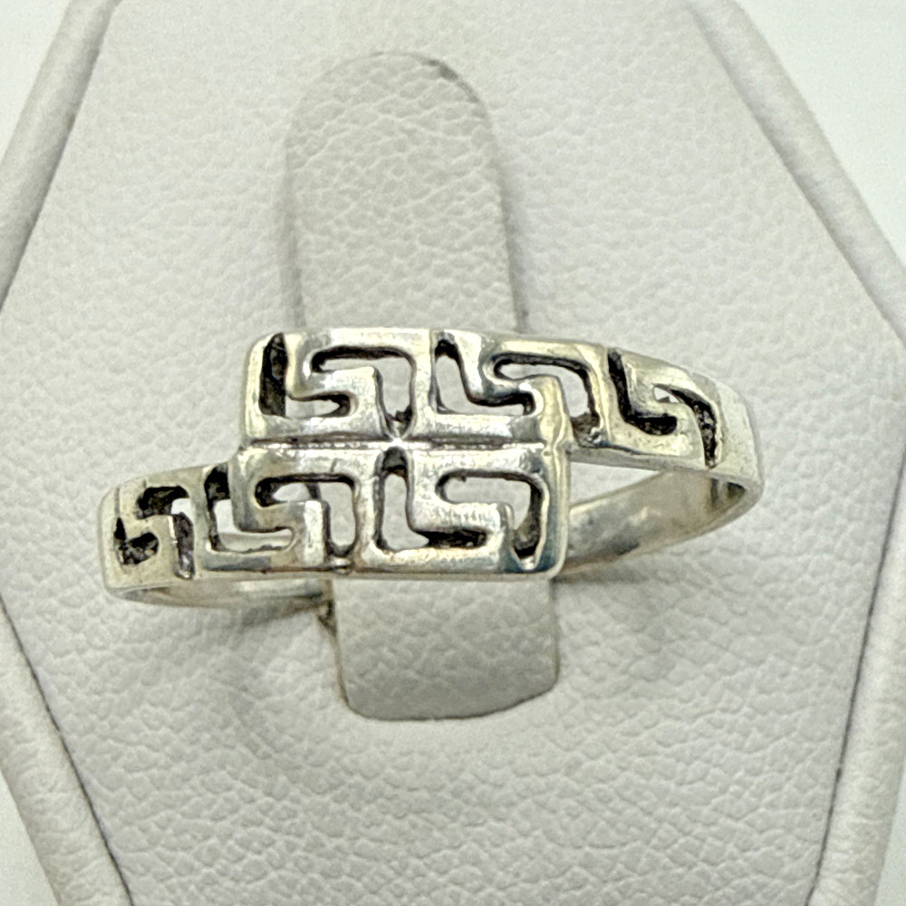 STUNNING .925 Vintage Sterling Silver Estate Ring Size 7.25