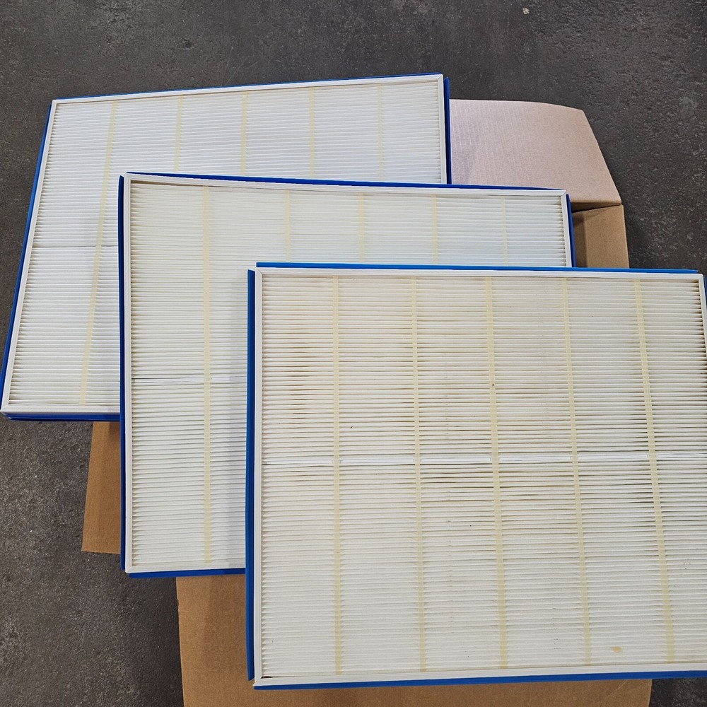 3M Commercial HVAC Filter MERV A12 Mini-Pleat w/ Gasket #70070819415 (Lot of 3)