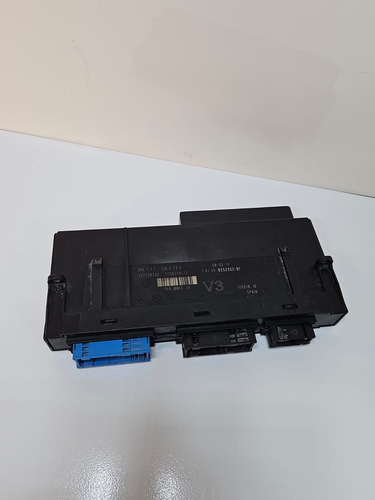2011 BMW 535i F10 F11 Electronic Junction Box Control Unit 9252332