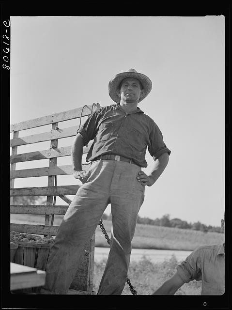 Photo:Farm Worker with Straw Hat 1930s Rural Field Photograph