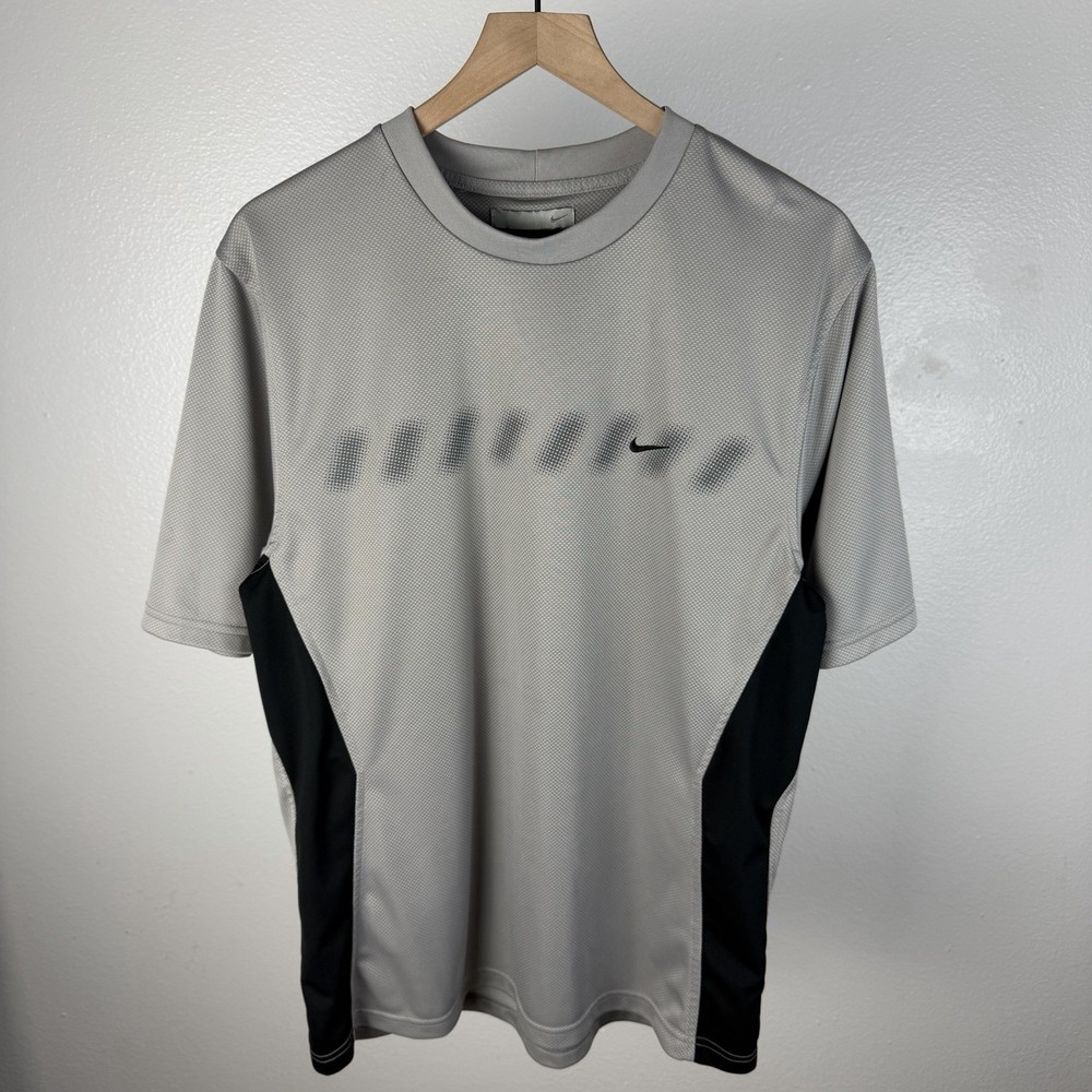 Vintage Y2K Nike Mesh Small Swoosh Check Embroidered Gray Jersey T Shirt Medium