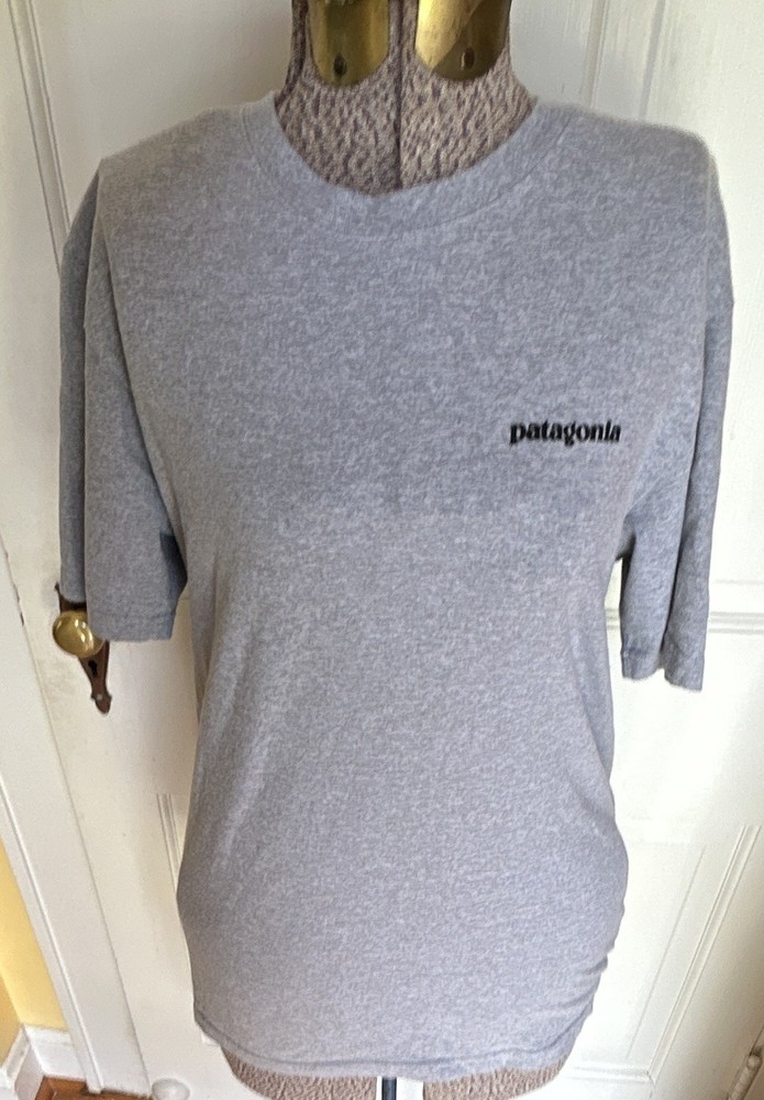 Patagonia Responsibili-tee Men’s S Gray Short Sleeve Crew Neck Fish Graphic Tee
