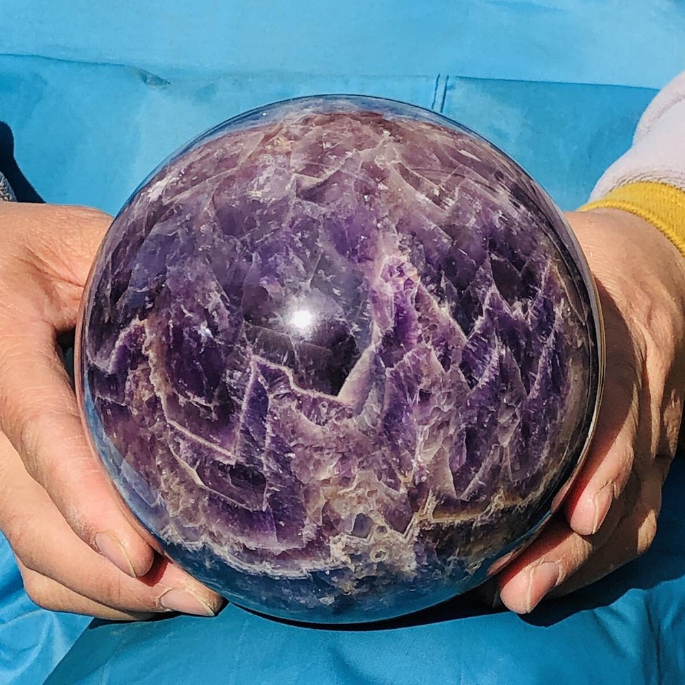 2350G Natural Amethyst Quartz Crystal Sphere Ball for Healing and Meditation