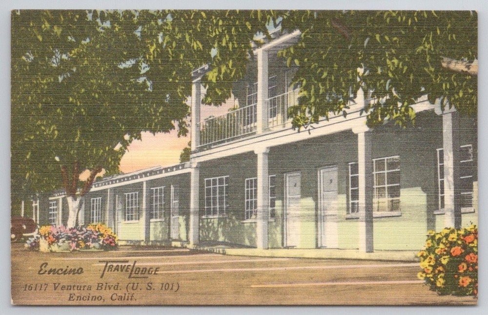 Encino Travelodge Motel Ventura Blvd. CA Vintage Postcard U.S. 101 AAA