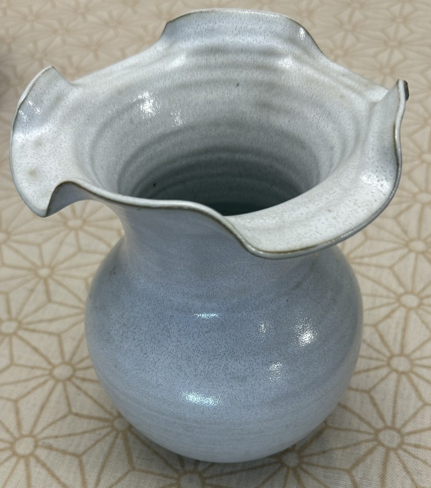 Virginia Shelton Cole Pottery Vase White Glazed Wavy Rim 7.25” NC Pottery 1989