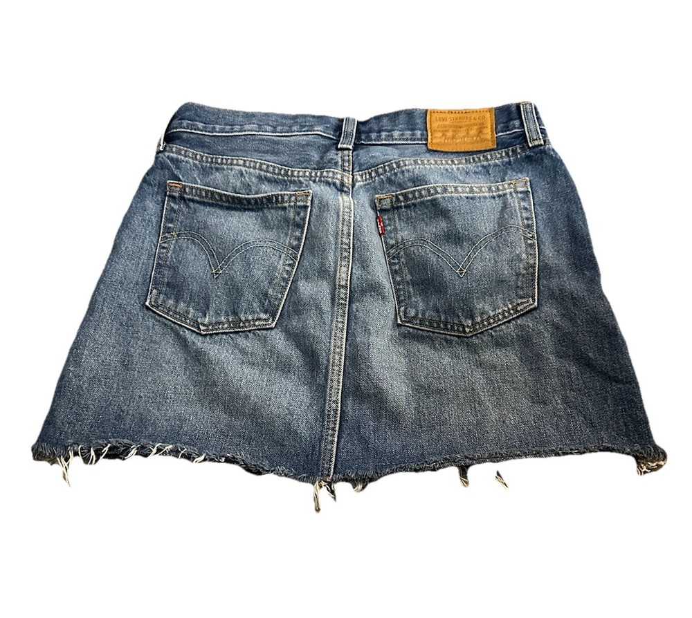 Levi’s Premium Deconstructed Denim Button Fly Skirt Raw Hem Women’s SZ 28