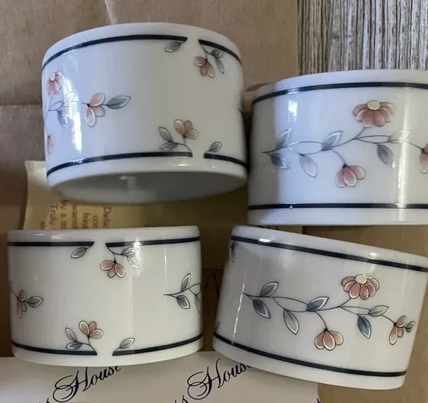 Set Of 4 Porcelain Napkin Rings Princess House Heritage Blossom Cottagecore