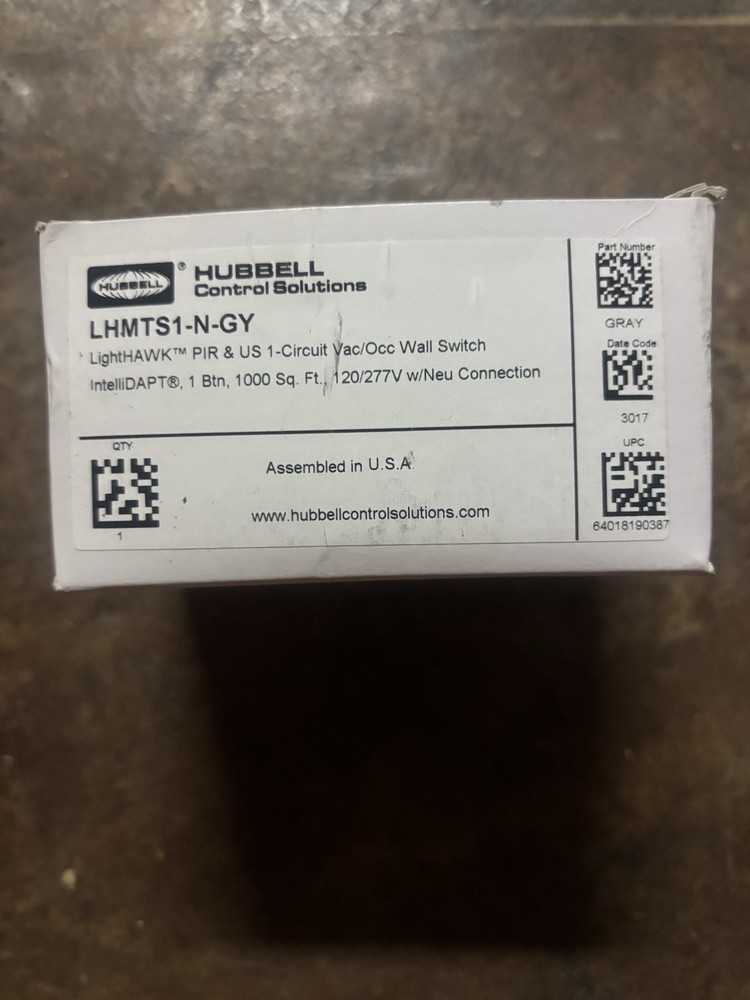 NEW Hubbell LightHAWK Ultrasonic light switch ~ LHUSS1-G-IV ~ Ivory ~ InteliDAPT