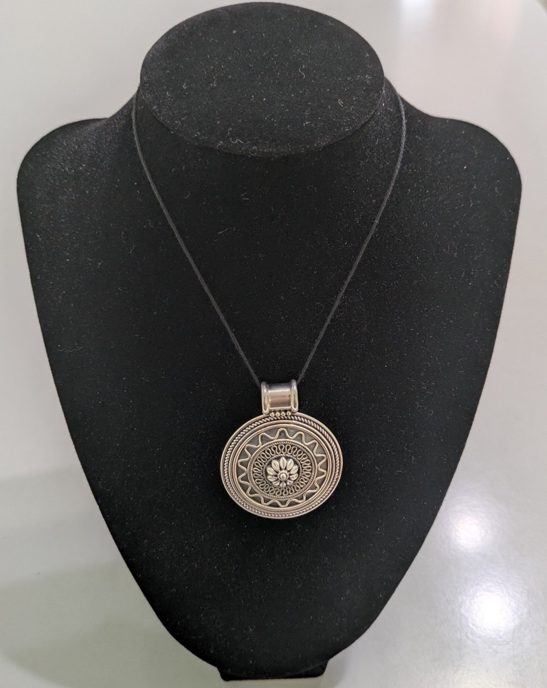 Vintage Doug Paulus DP Sterling Silver Ornate Balinese Medallion Pendant