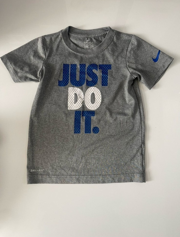 Nike Tee Dri-FIT  Just Do It Logo Grey/Blue Crewneck T-Shirt Boys Size 6