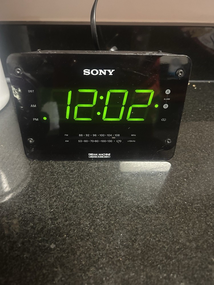 Sony Dream Machine ICF-C414 - Black LED Alarm Clock AM FM Radio - TURNS ON WORKS