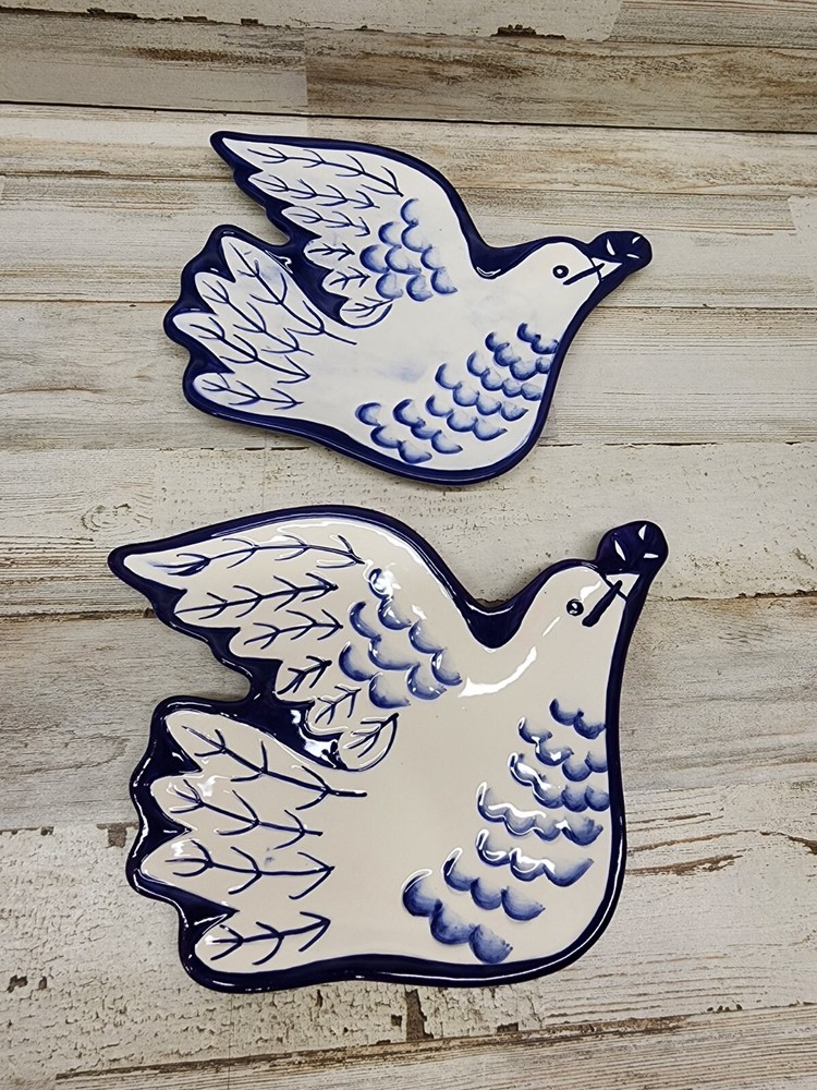 Ambiance Collection Dove Shaped Plates 5 “ Set Of 2