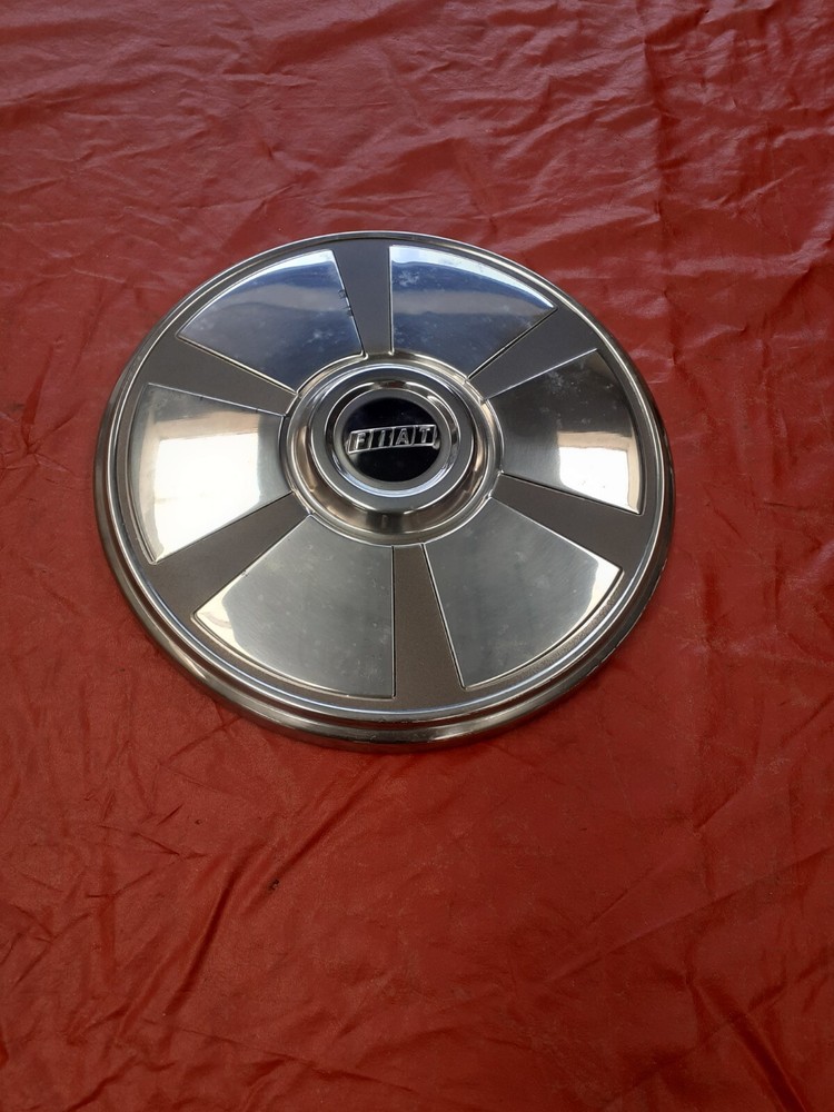 FIAT 124 SPORT COUPE' / 125 / 132 COPPA RUOTA NUOVA