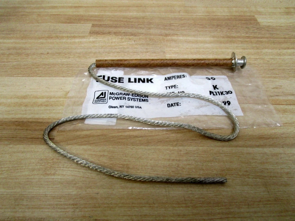 New In Pkg Mcgraw-Edison Fuse Link 30 Amp Fl11N30 (178-1)