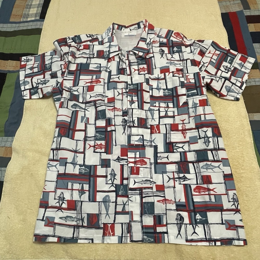 Columbia PFG Mens Large Shirt Short Sleeve Fish Print Vented Button Down