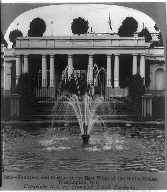Fountain,Portico,East Wing,White House,Washington,DC,District of Columbia,c1907