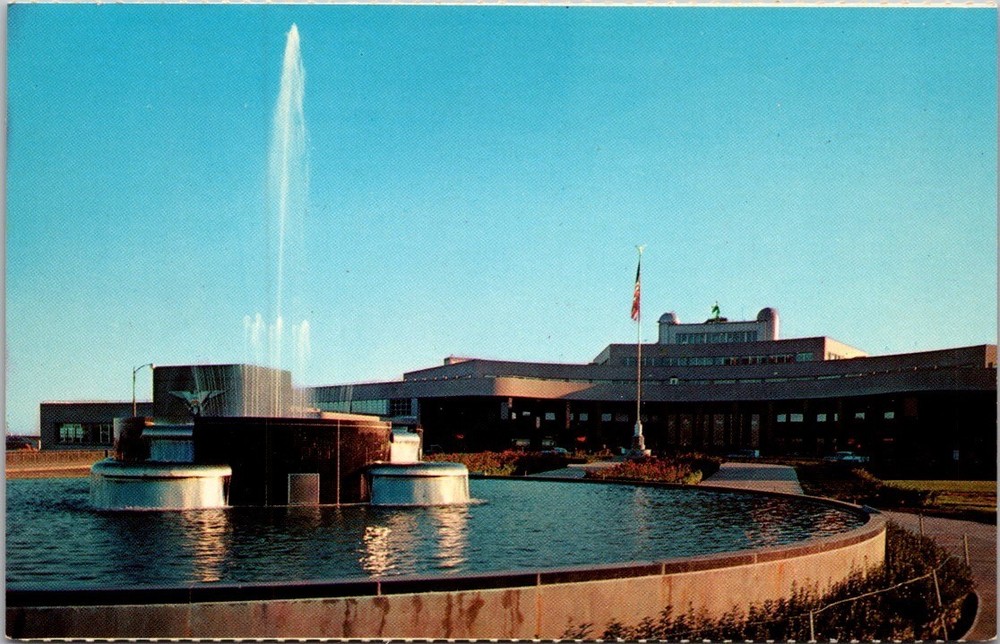 Pittsburgh Pennsylvania~Fountain  At Greater Airport Terminal~Vintage Postcard